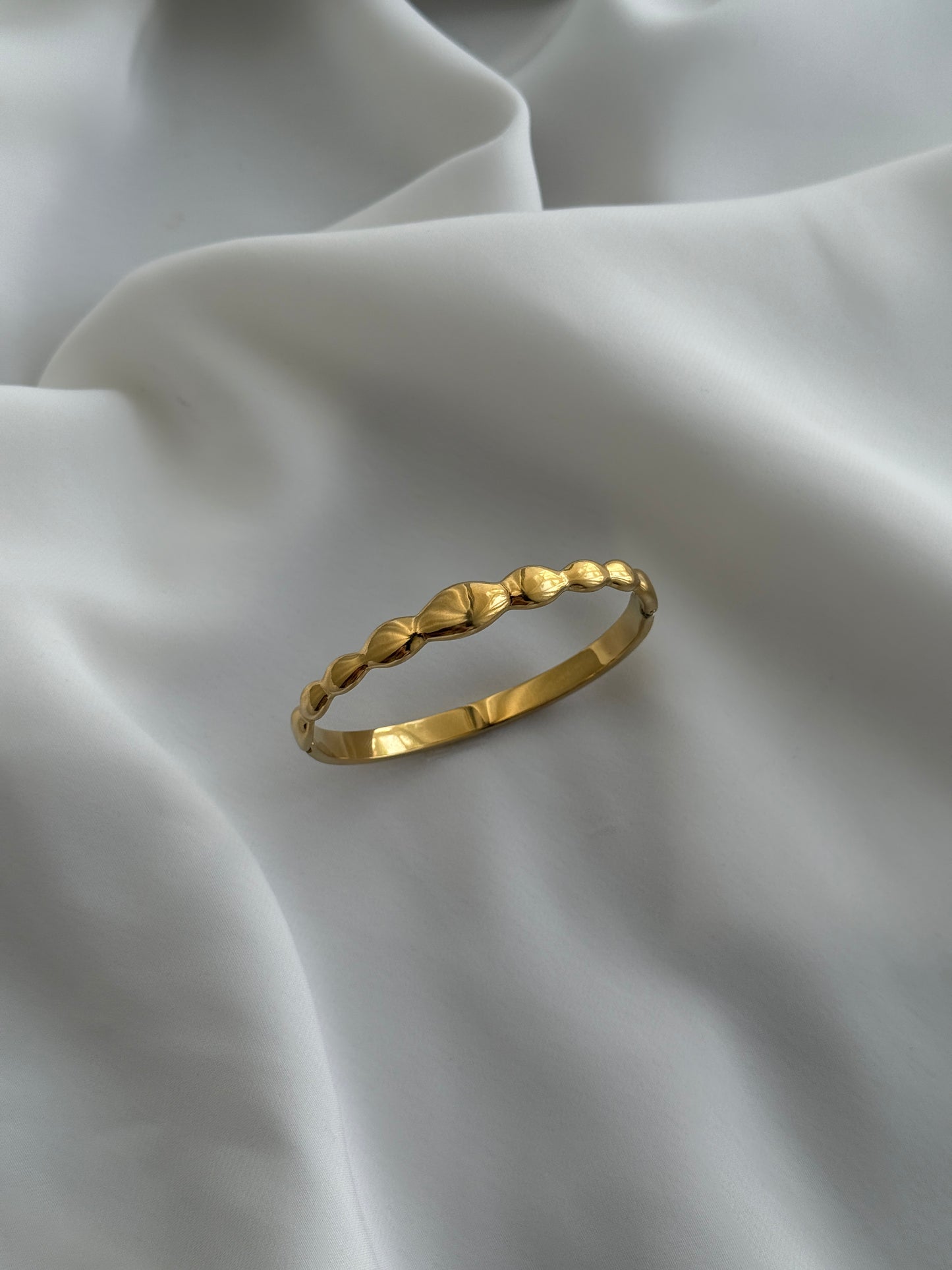 Caeli Luxe Cuff