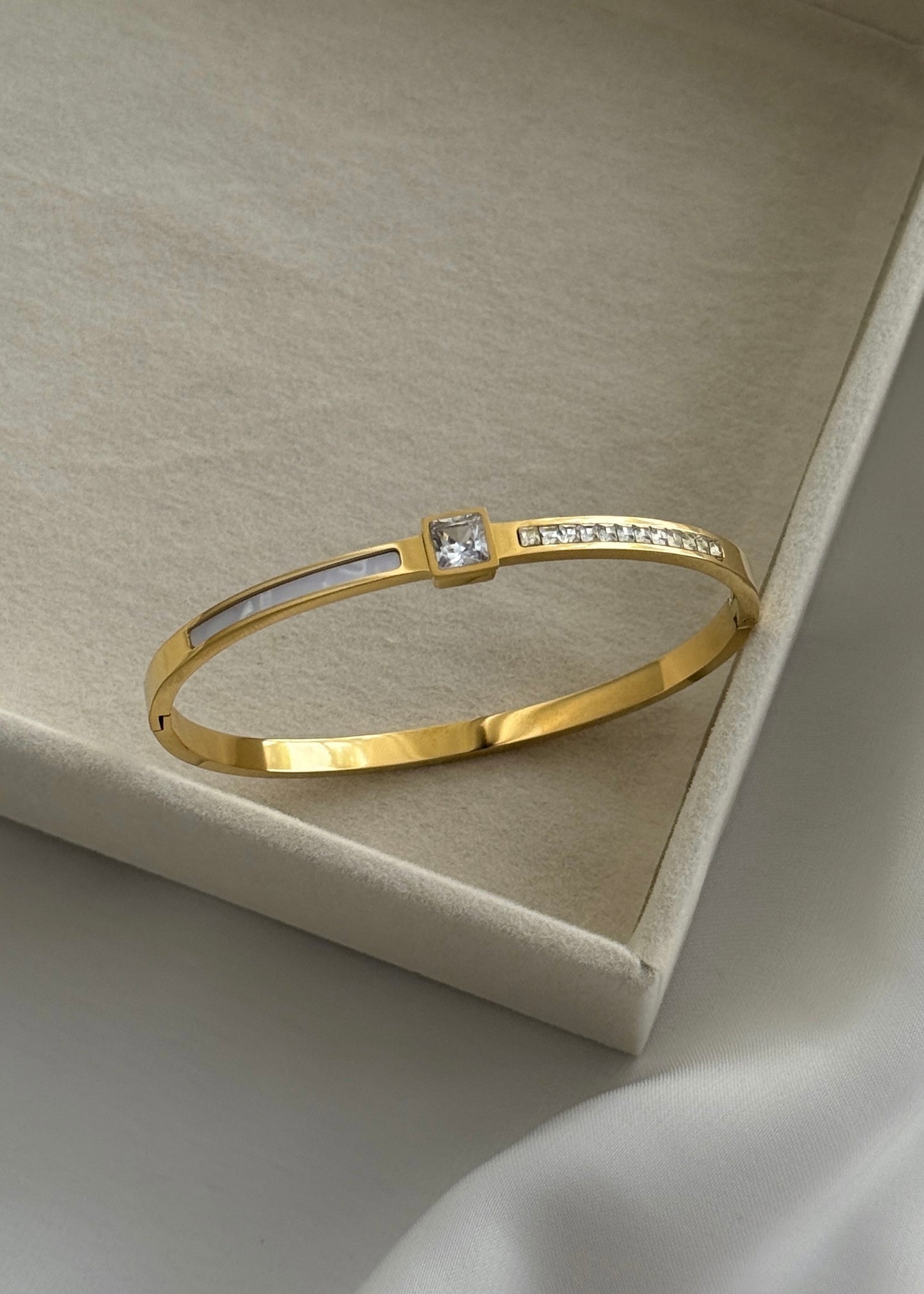 Laska Bracelet
