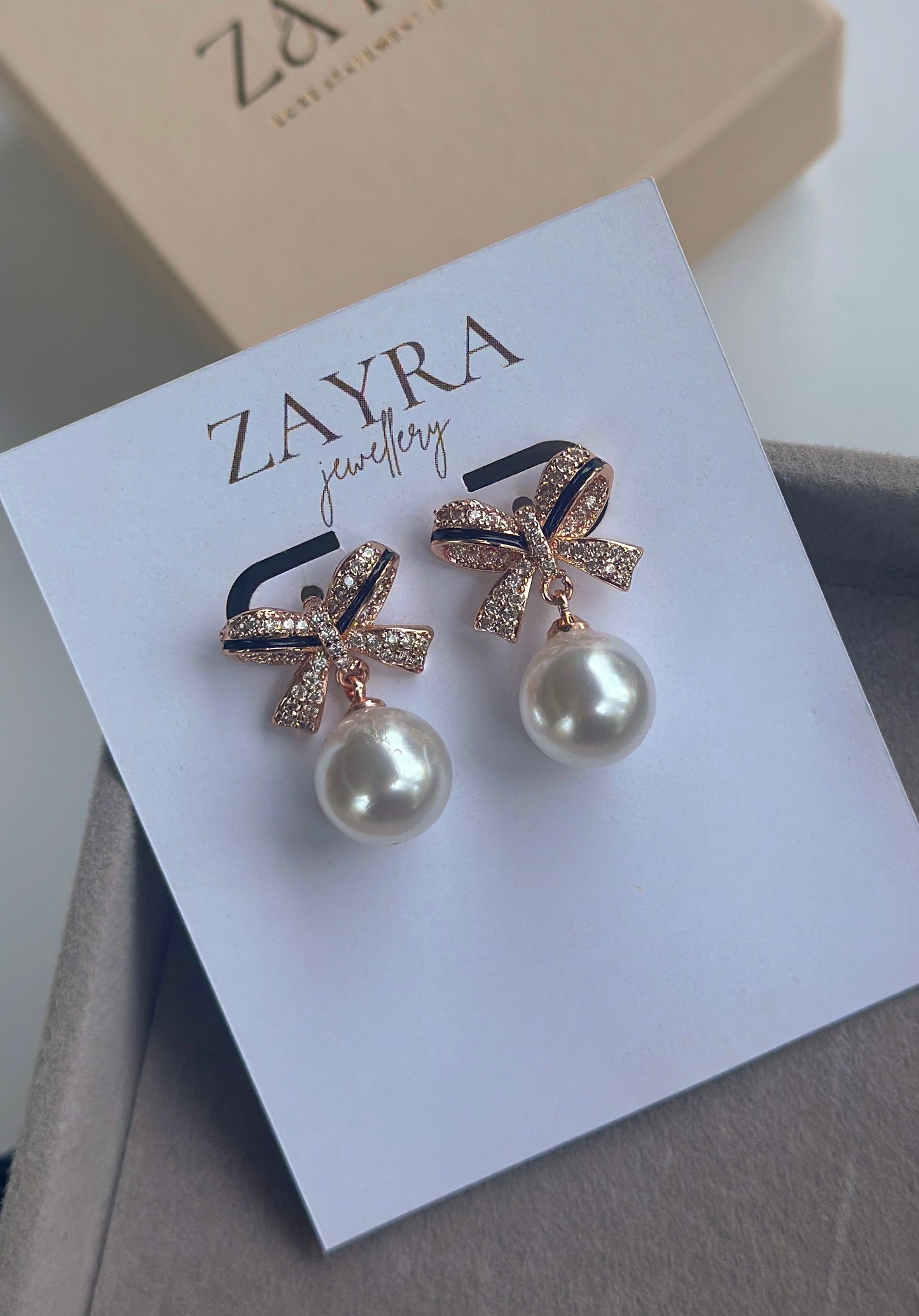 Selin Bow Earrings