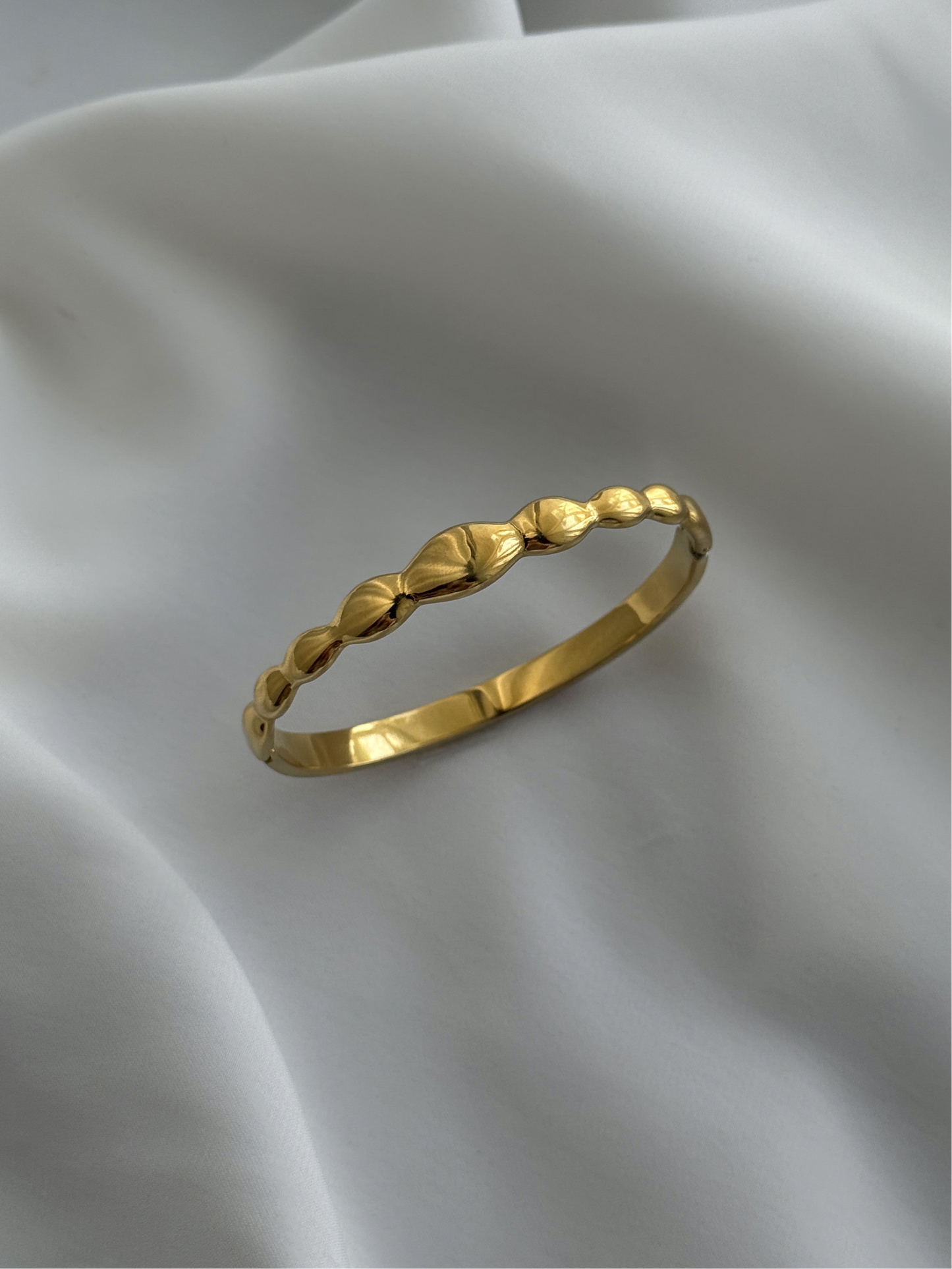 Caeli Luxe Cuff