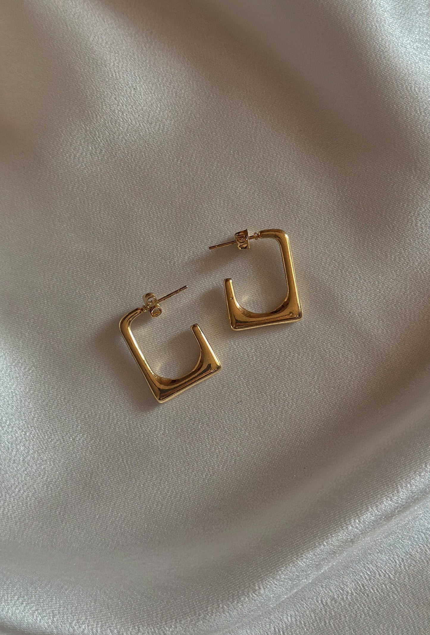Aven Earrings
