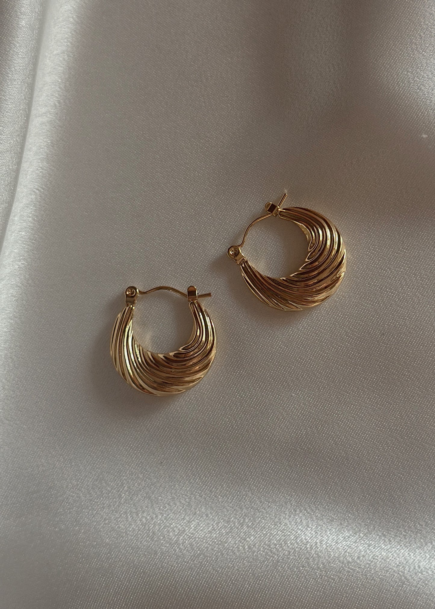 Maris Earrings