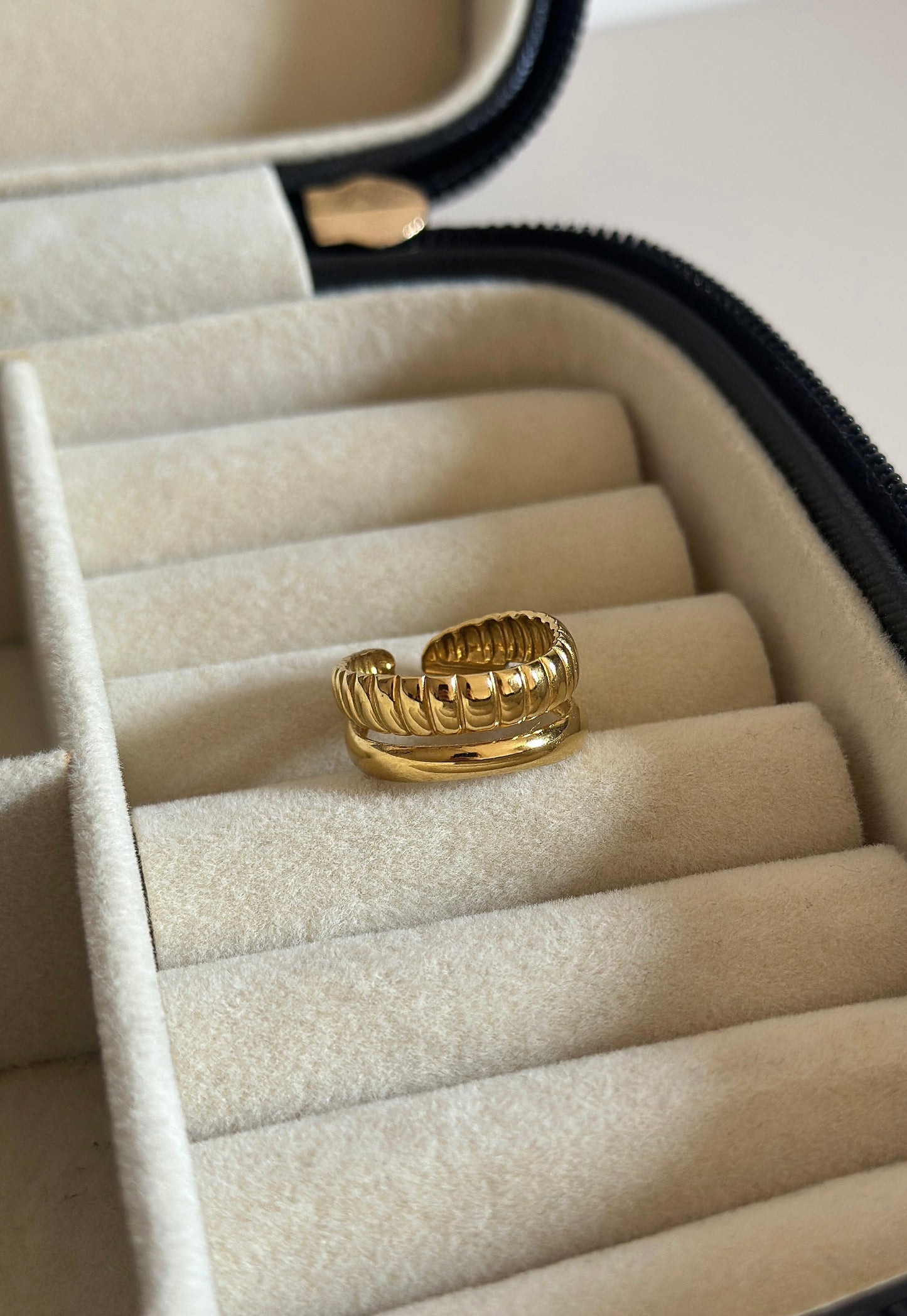 Reve Ring