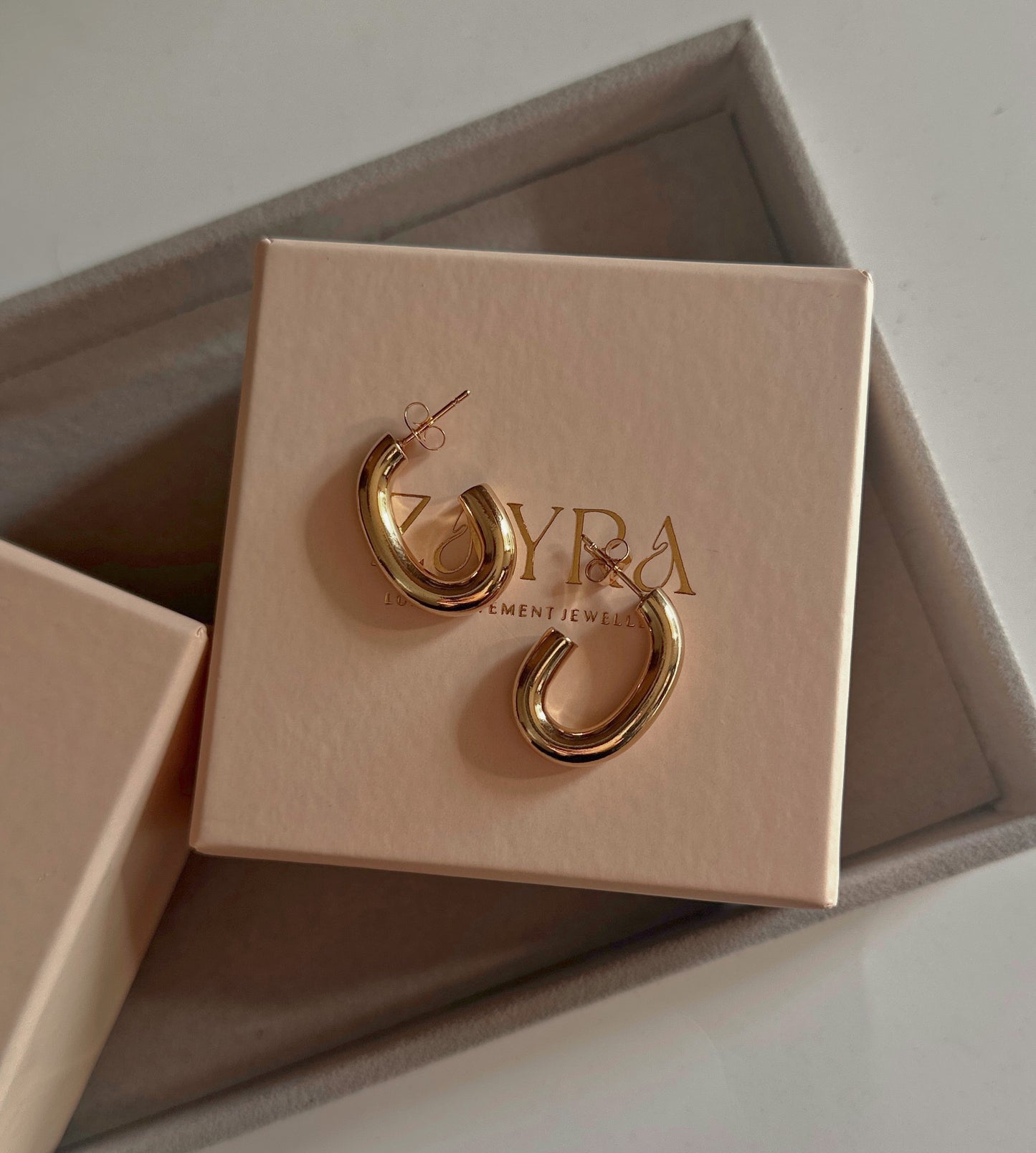 Vanya Earrings
