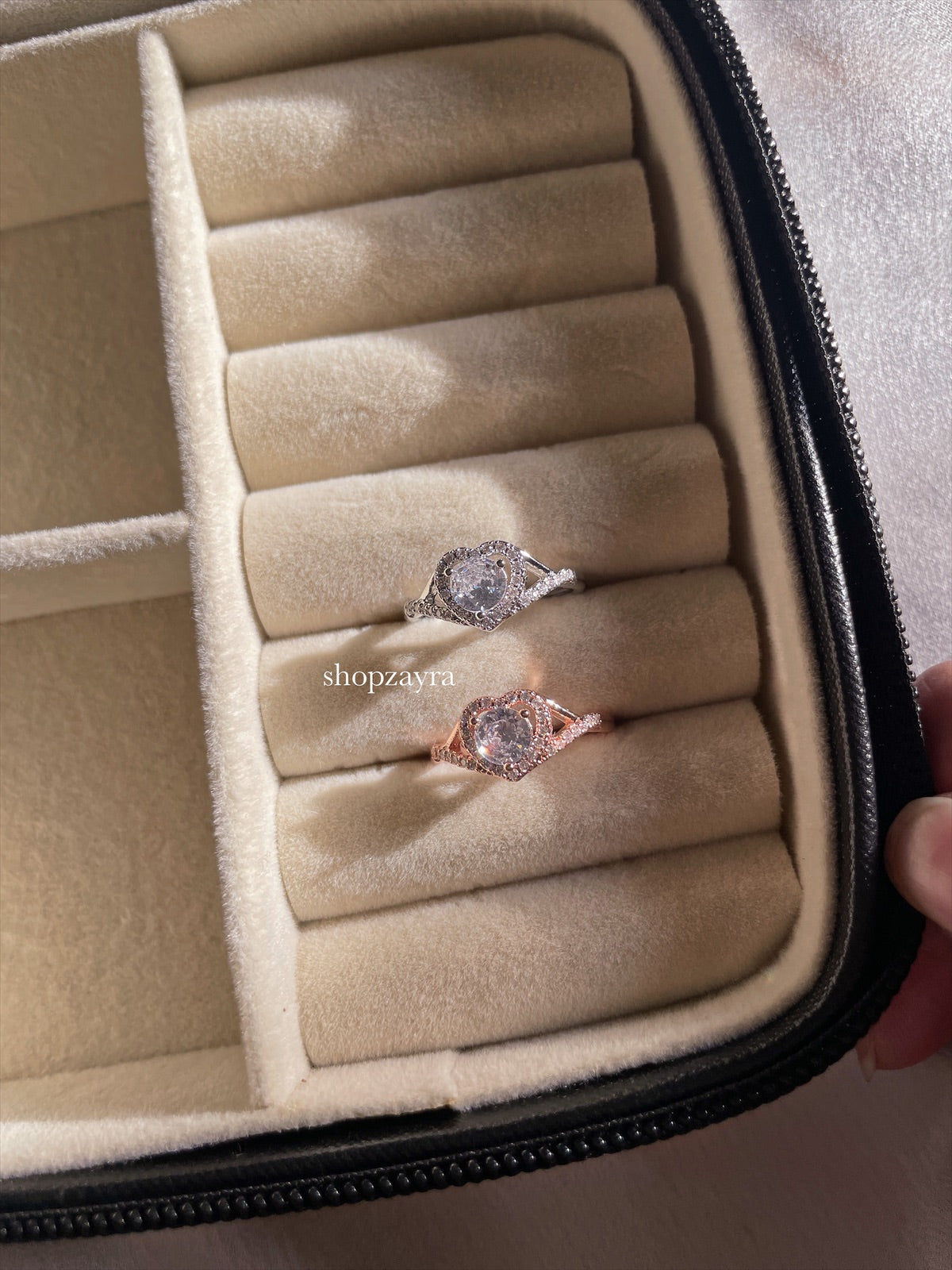 Zeenat Ring