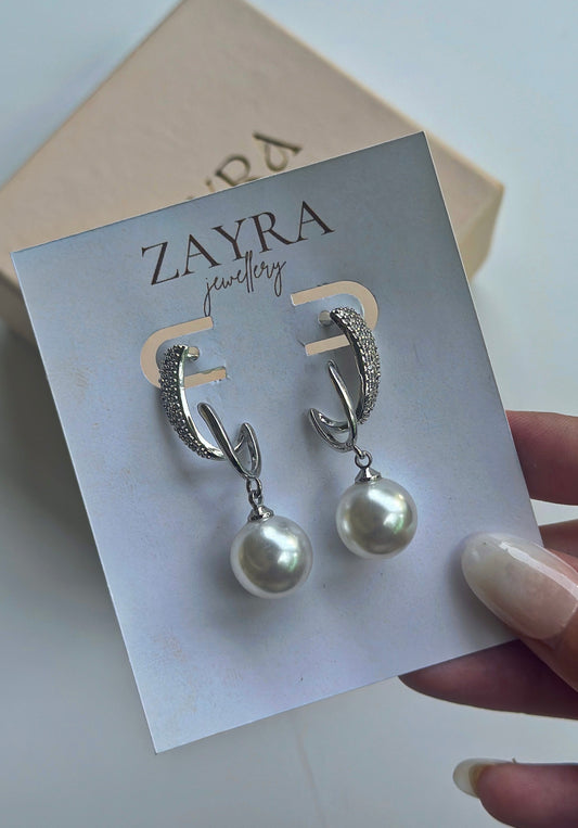 Amelis Earrings