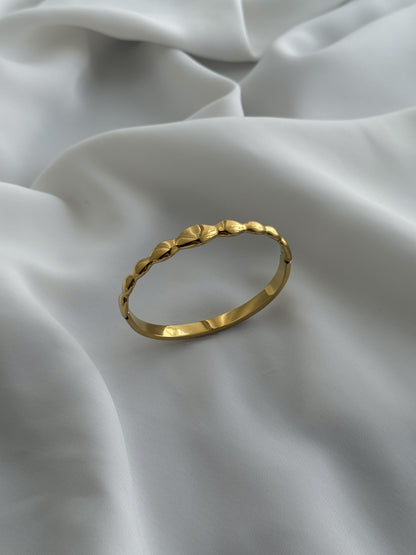 Caeli Luxe Cuff