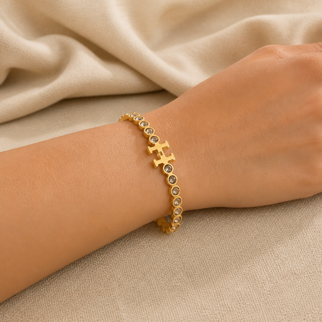 Carlyn Luxe Cuff