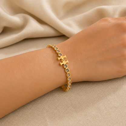 Carlyn Luxe Cuff