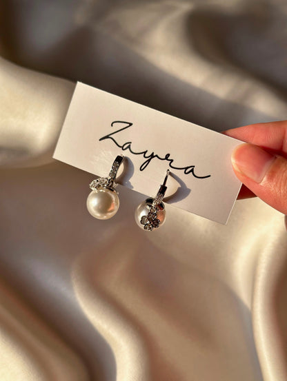 Pearl Hanging Earrings