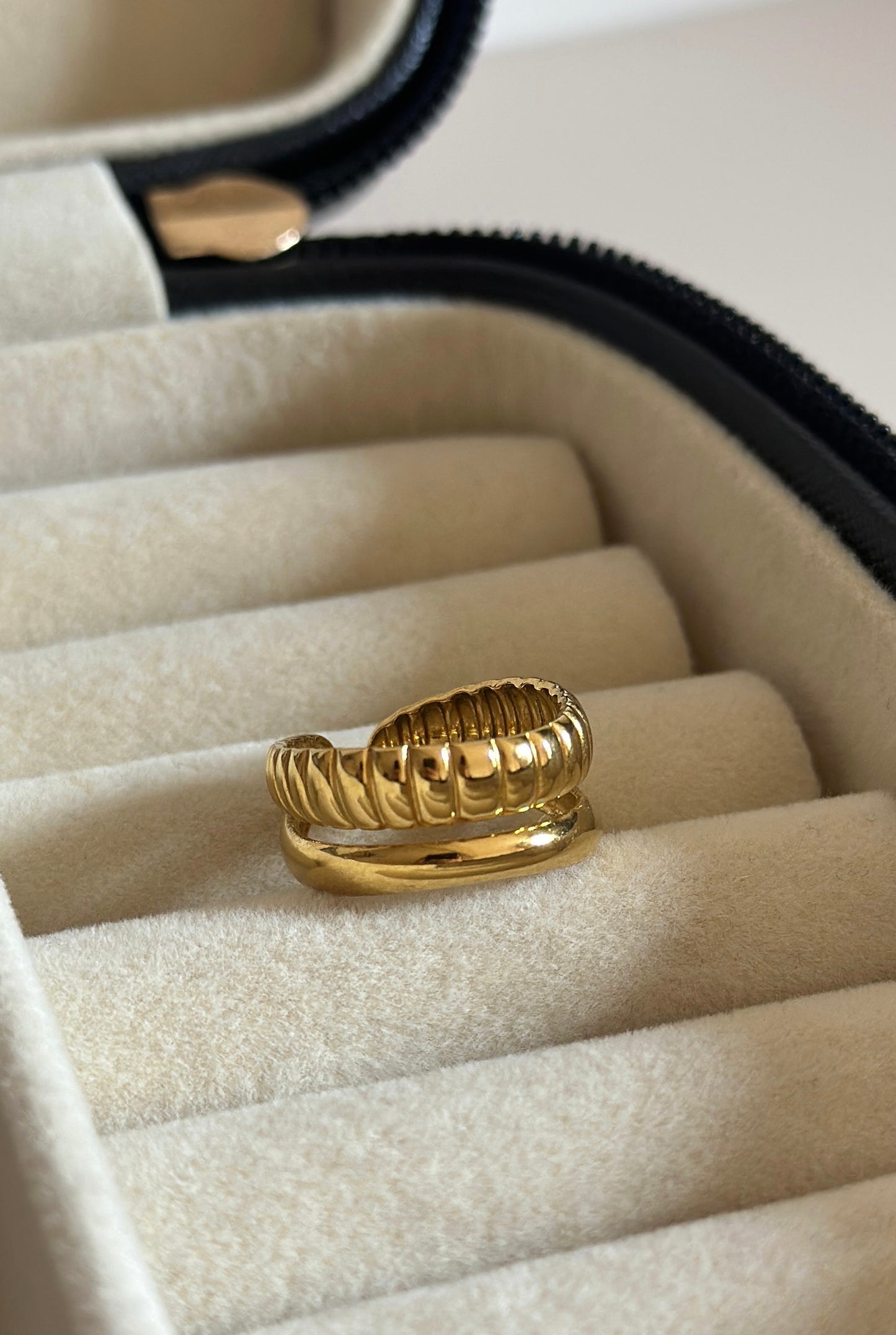 Reve Ring